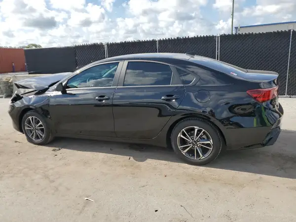 3KPF24AD0PE630793 2023 KIA FORTE - Image 2