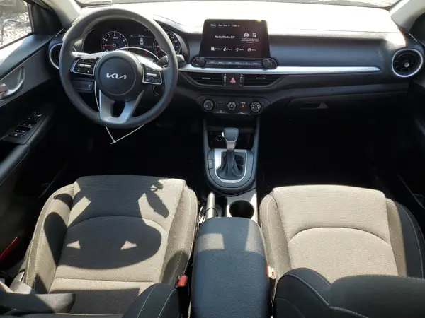 3KPF24AD0PE630969 2023 KIA FORTE - Image 8