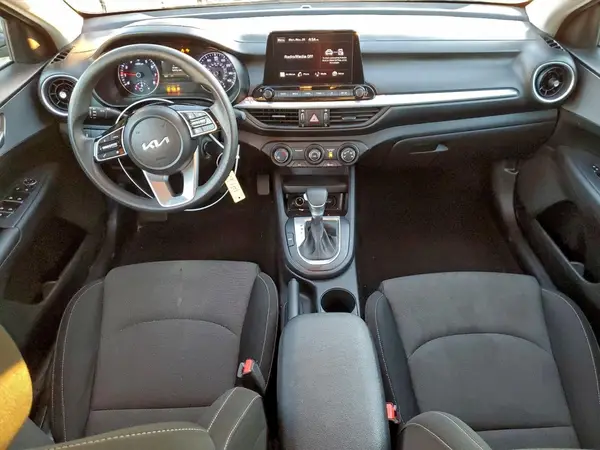 3KPF24AD0PE631751 2023 KIA FORTE - Image 8