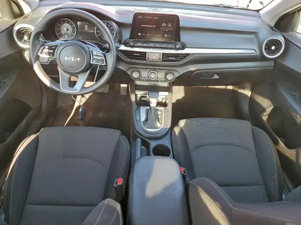 3KPF24AD0PE639851 2023 KIA FORTE - Image 8