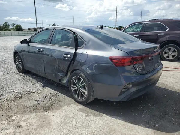 3KPF24AD0PE640420 2023 KIA FORTE - Image 2