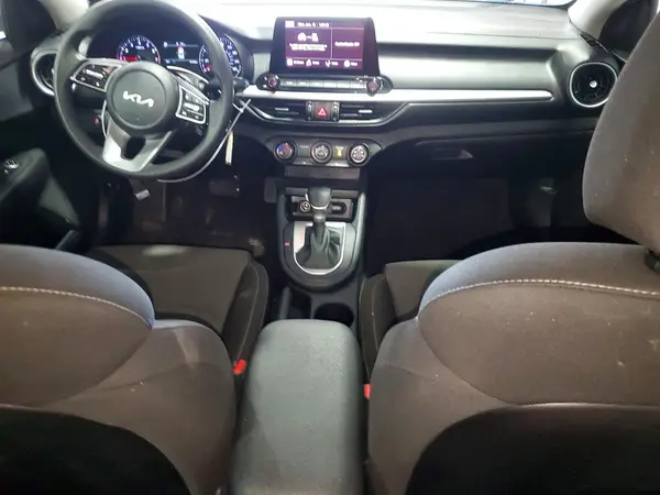3KPF24AD0PE640501 2023 KIA FORTE - Image 8