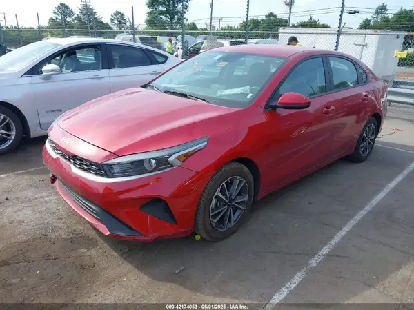 3KPF24AD0PE640546 2023 KIA FORTE - Image 2