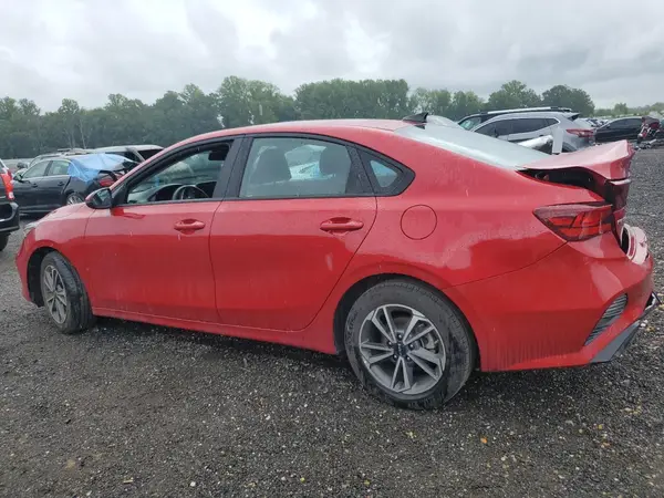 3KPF24AD0PE640725 2023 KIA FORTE - Image 2