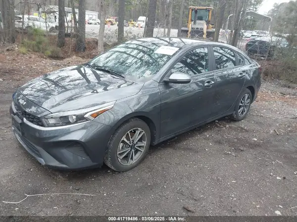 3KPF24AD0PE642314 2023 KIA FORTE - Image 2