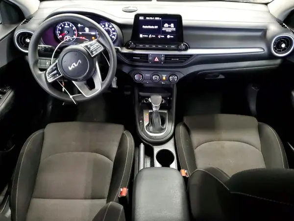 3KPF24AD0PE642779 2023 KIA FORTE - Image 8