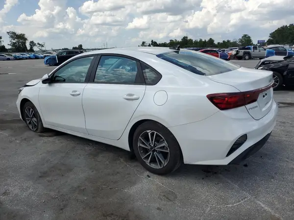 3KPF24AD0PE643429 2023 KIA FORTE - Image 2