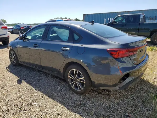 3KPF24AD0PE645312 2023 KIA FORTE - Image 2