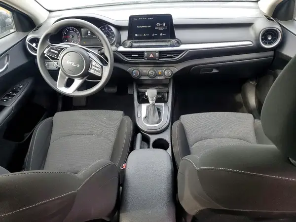 3KPF24AD0PE646802 2023 KIA FORTE - Image 8