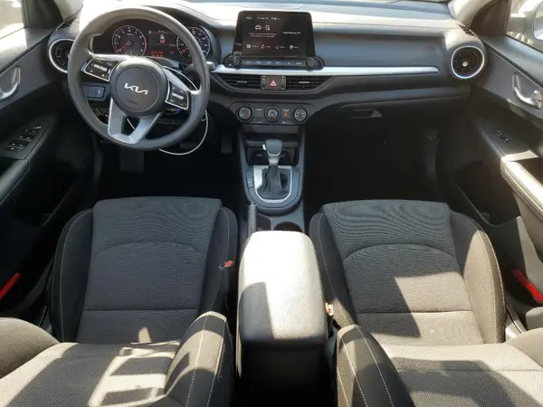 3KPF24AD0PE650333 2023 KIA FORTE - Image 8