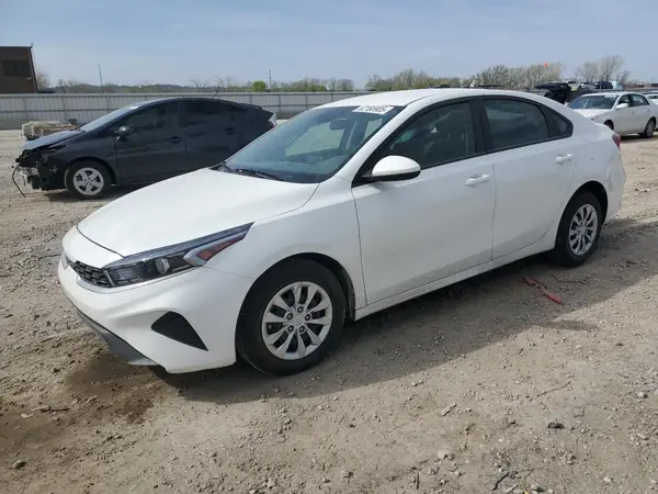 3KPF24AD0PE654754 2023 KIA FORTE - Image 1