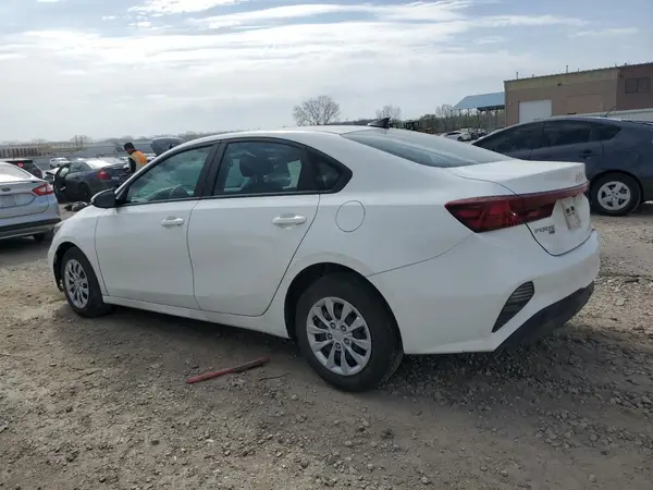 3KPF24AD0PE654754 2023 KIA FORTE - Image 2