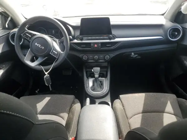3KPF24AD0PE654754 2023 KIA FORTE - Image 8