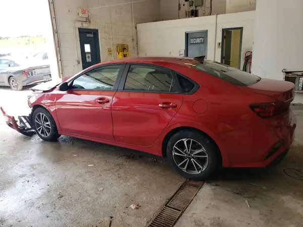 3KPF24AD0PE658738 2023 KIA FORTE - Image 2