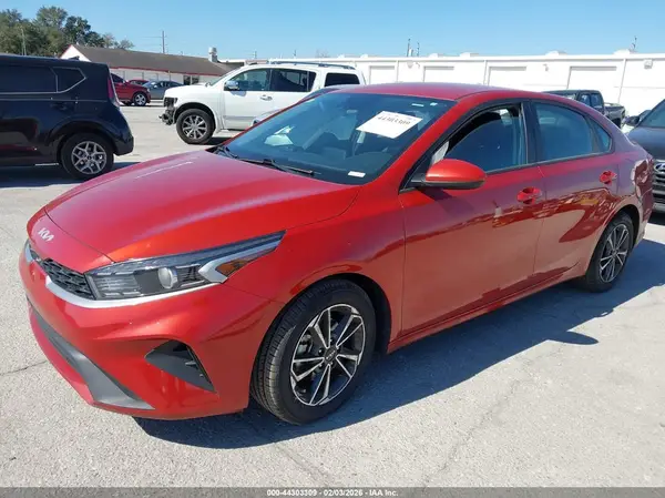 3KPF24AD0PE660960 2023 KIA FORTE - Image 2