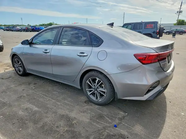 3KPF24AD0PE663860 2023 KIA FORTE - Image 2