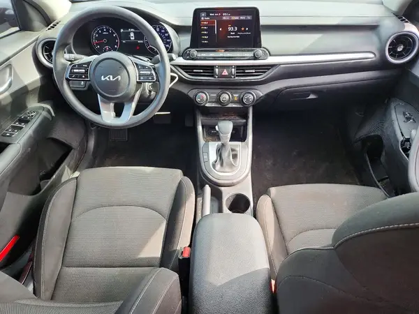3KPF24AD0PE663860 2023 KIA FORTE - Image 8