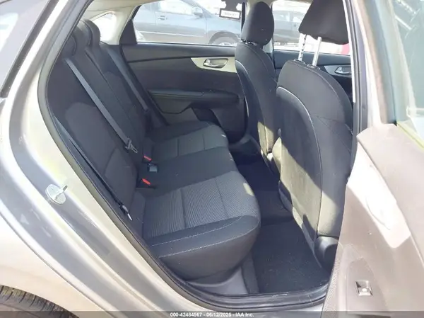3KPF24AD0PE664717 2023 KIA FORTE - Image 8