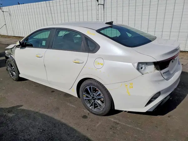 3KPF24AD0PE666936 2023 KIA FORTE - Image 2
