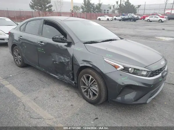 3KPF24AD0PE668928 2023 KIA FORTE - Image 1