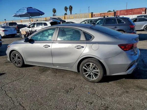 3KPF24AD0PE670324 2023 KIA FORTE - Image 2