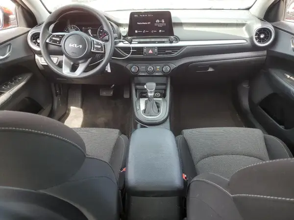 3KPF24AD0PE672185 2023 KIA FORTE - Image 8