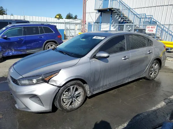 3KPF24AD0PE673739 2023 KIA FORTE - Image 1