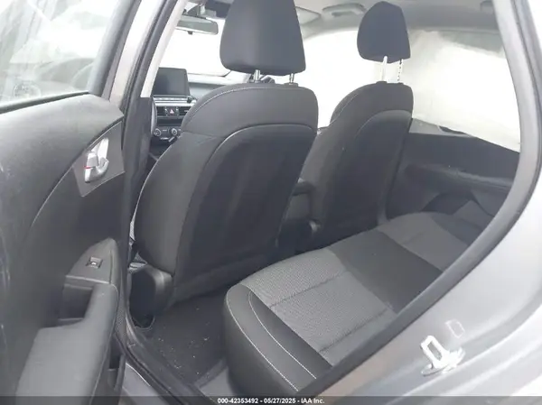 3KPF24AD0PE675250 2023 KIA FORTE - Image 8