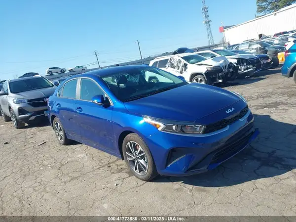 3KPF24AD0PE677807 2023 KIA FORTE - Image 1