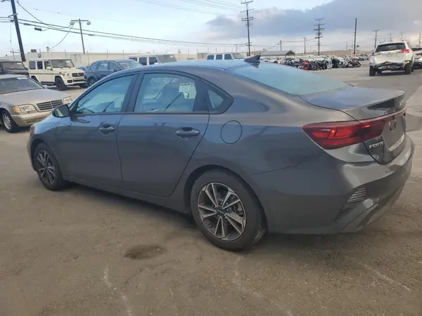 3KPF24AD0PE679654 2023 KIA FORTE - Image 2
