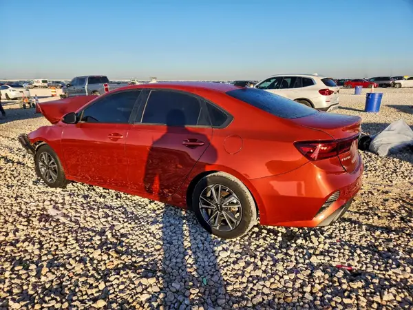 3KPF24AD0PE680187 2023 KIA FORTE - Image 2