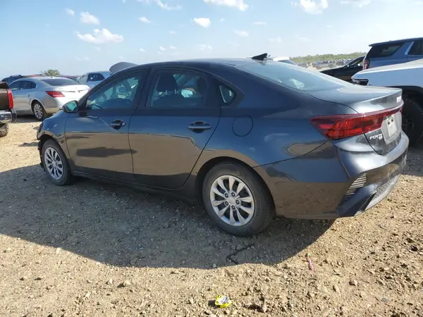 3KPF24AD0PE685860 2023 KIA FORTE - Image 2