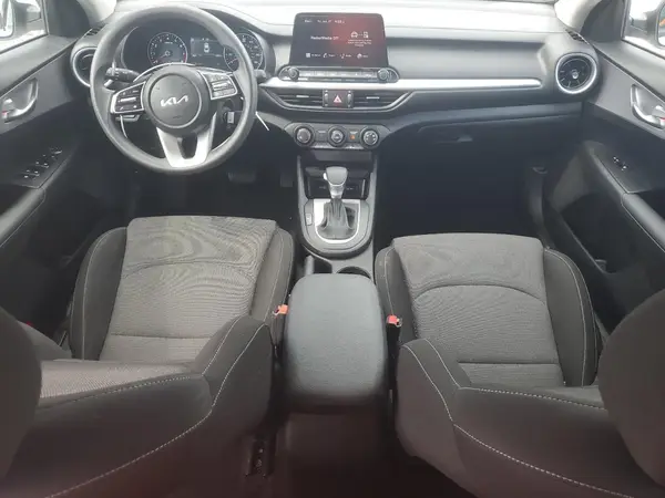 3KPF24AD0PE686118 2023 KIA FORTE - Image 8