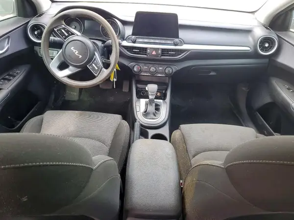 3KPF24AD0PE692646 2023 KIA FORTE - Image 8