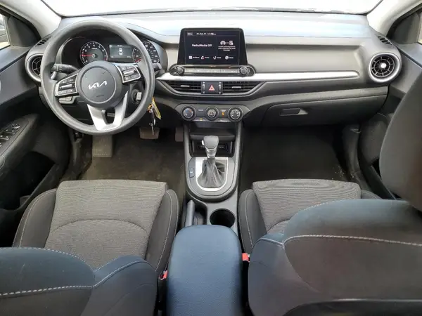3KPF24AD0PE693991 2023 KIA FORTE - Image 8