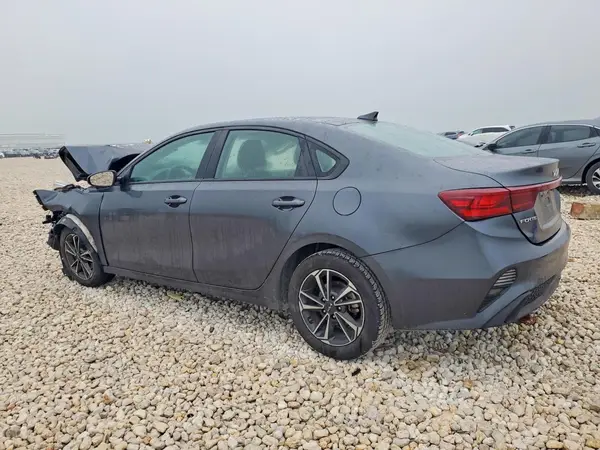 3KPF24AD0PE694008 2023 KIA FORTE - Image 2