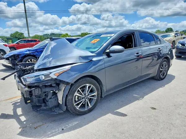 3KPF24AD0PE694073 2023 KIA FORTE - Image 1