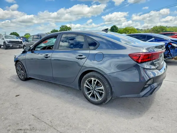 3KPF24AD0PE694073 2023 KIA FORTE - Image 2