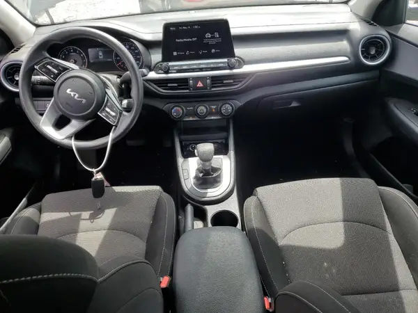 3KPF24AD0RE688051 2024 KIA FORTE - Image 8