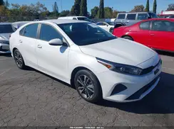 3KPF24AD0RE695369 2024 KIA FORTE