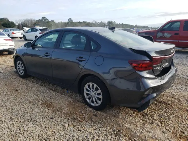 3KPF24AD0RE695677 2024 KIA FORTE - Image 2