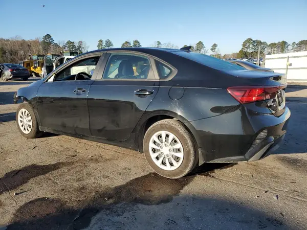 3KPF24AD0RE699194 2024 KIA FORTE - Image 2