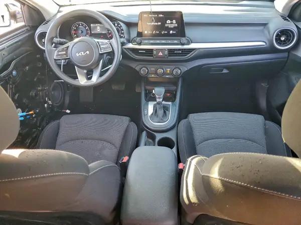3KPF24AD0RE700974 2024 KIA FORTE - Image 8