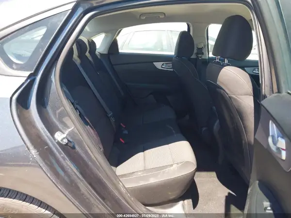 3KPF24AD0RE701574 2024 KIA FORTE - Image 8