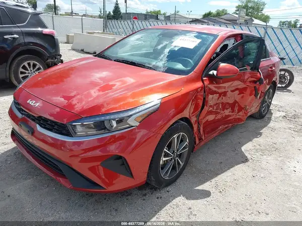 3KPF24AD0RE702871 2024 KIA FORTE - Image 2
