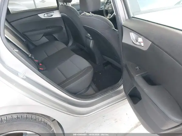 3KPF24AD0RE703681 2024 KIA FORTE - Image 8