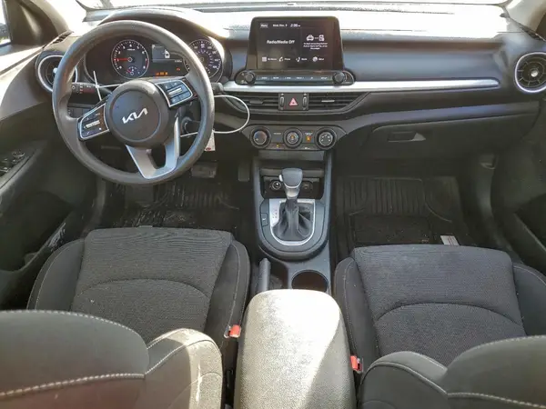 3KPF24AD0RE703812 2024 KIA FORTE - Image 8