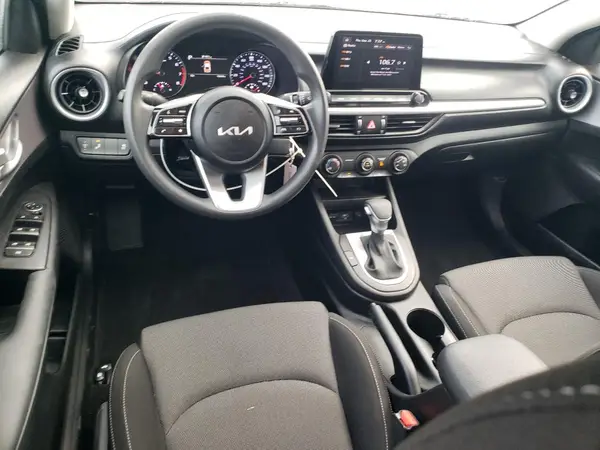 3KPF24AD0RE704054 2024 KIA FORTE - Image 8