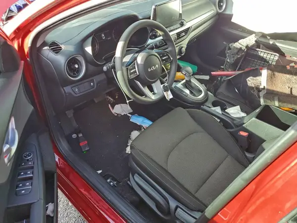 3KPF24AD0RE704264 2024 KIA FORTE - Image 8