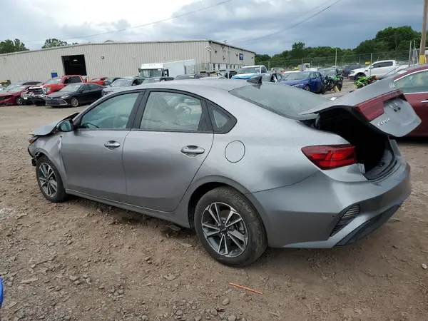 3KPF24AD0RE705334 2024 KIA FORTE - Image 2